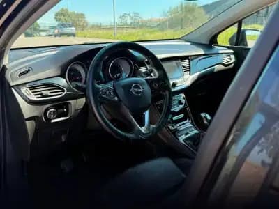 Vendo Opel Astra Sports Tourer 2016 - 9990 EUR, 170000 km - AUTO.MOTO.pt