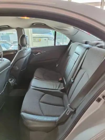 Vendo Mercedes-Benz E 220 2003 - 5500 EUR, 500000 km - AUTO.MOTO.pt