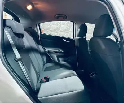 Vendo Alfa Romeo Giulietta 2012 - 13750 EUR, 119336 km - AUTO.MOTO.pt