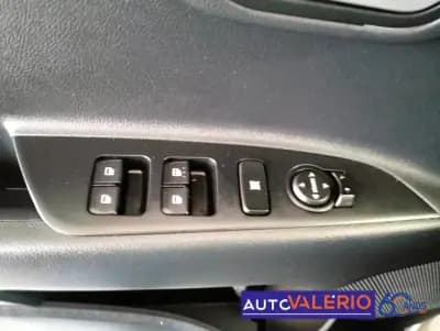 Sell Kia Stonic 2023 - 16950 EUR, 39477 km - AUTO.MOTO.pt