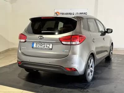Sell Kia Carens 2016 - 16500 EUR, 115211 km - AUTO.MOTO.pt