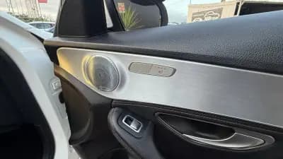 Vendo Mercedes-Benz C 200 2015 - 15490 EUR, 230000 km - AUTO.MOTO.pt