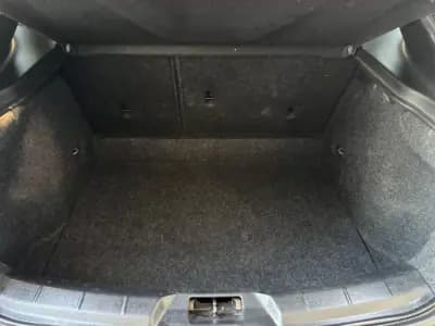 Sell Volvo V40 Cross Country 2013 - 13500 EUR, 164000 km - AUTO.MOTO.pt