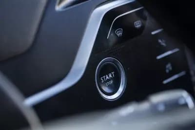 Sell Citroën C4 Picasso 2018 - 13900 EUR, 145077 km - AUTO.MOTO.pt