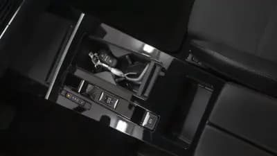 Sell Opel Astra 2025 - 23850 EUR, 17600 km - AUTO.MOTO.pt