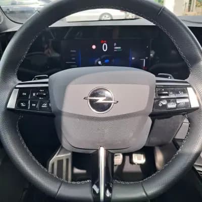 Sell Opel Astra 2022 - 28350 EUR, 6500 km - AUTO.MOTO.pt