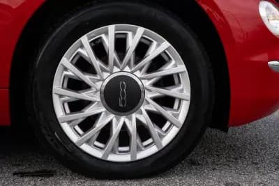 Vendo Fiat 500 2021 - 9999 EUR, 110500 km - AUTO.MOTO.pt