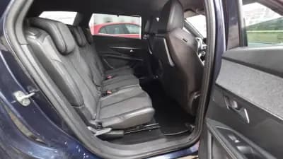 Vendo Peugeot 5008 2019 - 17990 EUR, 131000 km - AUTO.MOTO.pt