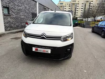 Vendo Citroën Berlingo 2019 - 13480 EUR, 182000 km - AUTO.MOTO.pt