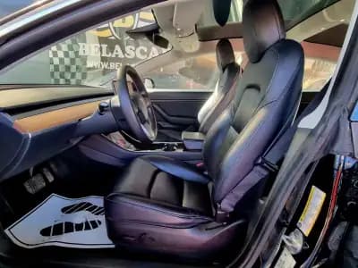 Vendo Tesla Model 3 2020 - 22900 EUR, 123000 km - AUTO.MOTO.pt