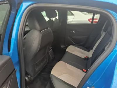 Sell Peugeot e-208 2021 - 16780 EUR, 61770 km - AUTO.MOTO.pt