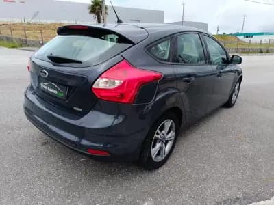 Sell Ford Focus 2014 - 9900 EUR, 168000 km - AUTO.MOTO.pt