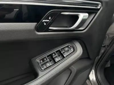 Sell Porsche Macan 2014 - 34900 EUR, 215608 km - AUTO.MOTO.pt