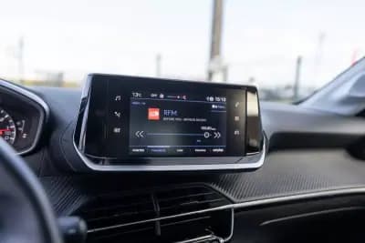 Sell Peugeot 208 2021 - 13490 EUR, 105000 km - AUTO.MOTO.pt