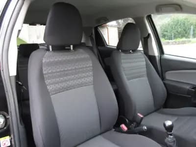 Vendo Toyota Yaris 2016 - 12990 EUR, 151000 km - AUTO.MOTO.pt