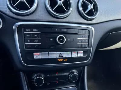 Sell Mercedes-Benz CLA 200 2016 - 23500 EUR, 157000 km - AUTO.MOTO.pt