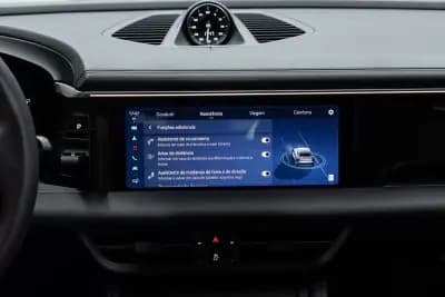 Sell Porsche Macan 2024 - 87950 EUR, 16000 km - AUTO.MOTO.pt