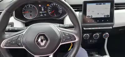 Sell Renault Clio 2021 - 14950 EUR, 71900 km - AUTO.MOTO.pt