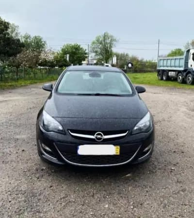 Vendo Opel Astra 2015 - 10990 EUR, 191000 km - AUTO.MOTO.pt