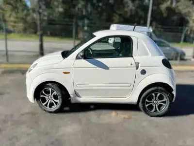 Sell Microcar Dué 2018 - 9900 EUR, 11260 km - AUTO.MOTO.pt