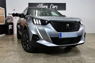 Vendo Peugeot 2008 2021 - 23900 EUR, 30000 km - AUTO.MOTO.pt