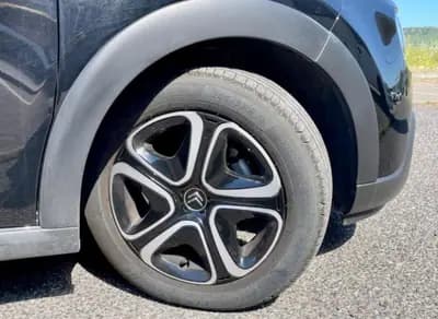 Vendo Citroën C3 2023 - 16280 EUR, 18200 km - AUTO.MOTO.pt