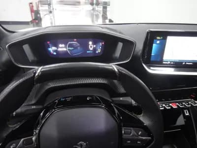 Sell Peugeot e-208 2021 - 18500 EUR, 46000 km - AUTO.MOTO.pt