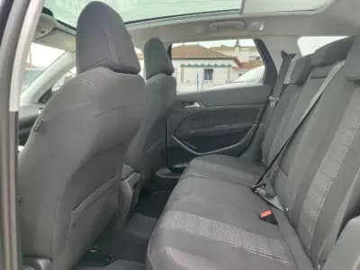 Vendo Peugeot 308 2015 - 11900 EUR, 151000 km - AUTO.MOTO.pt