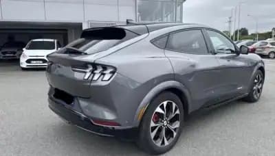 Sell Ford Mustang Mach-E 2023 - 37400 EUR, 15000 km - AUTO.MOTO.pt