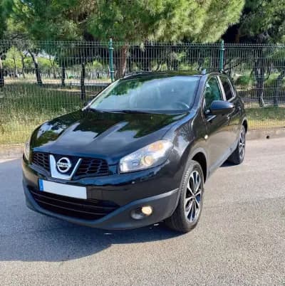 Vendo Nissan Qashqai 2013 - 10900 EUR, 183000 km - AUTO.MOTO.pt
