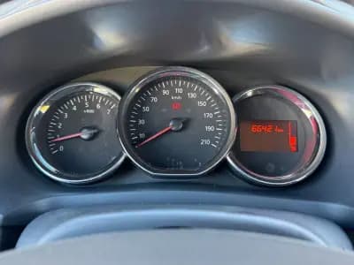 Vendo Dacia Sandero 2015 - 8950 EUR, 60000 km - AUTO.MOTO.pt