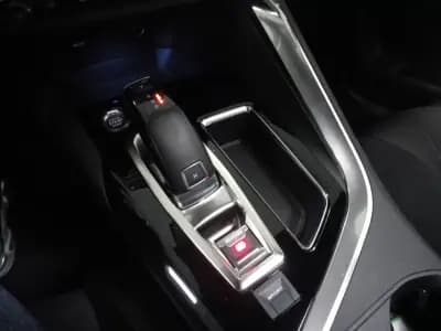 Sell Peugeot 3008 2020 - 19500 EUR, 0 km - AUTO.MOTO.pt