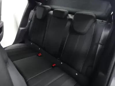 Vendo Opel Mokka-e 2023 - 20900 EUR, 11000 km - AUTO.MOTO.pt