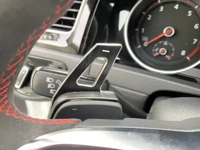 Vendo Volkswagen Golf 2017 - 33900 EUR, 55447 km - AUTO.MOTO.pt