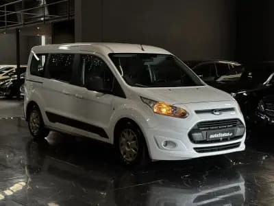 Vendo Ford Tourneo Connect 2015 - 12990 EUR, 204400 km - AUTO.MOTO.pt