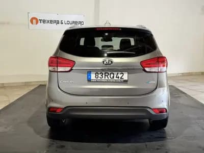 Sell Kia Carens 2016 - 16500 EUR, 115211 km - AUTO.MOTO.pt