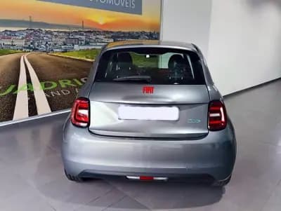 Vendo Fiat 500e 2023 - 14490 EUR, 30020 km - AUTO.MOTO.pt