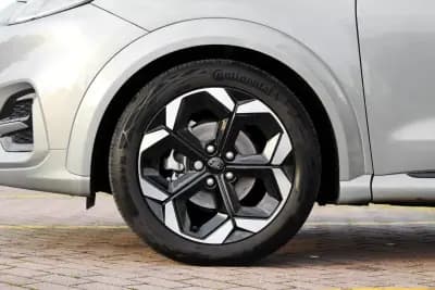 Vendo Ford Puma 2024 - 23900 EUR, 18150 km - AUTO.MOTO.pt