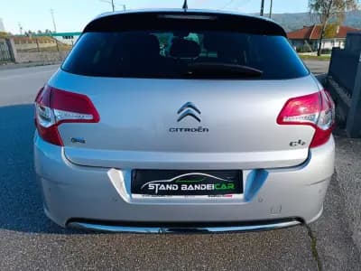 Vendo Citroën C4 2015 - 11500 EUR, 53000 km - AUTO.MOTO.pt