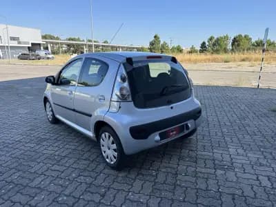 Sell Peugeot 107 2011 - 7990 EUR, 91000 km - AUTO.MOTO.pt