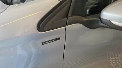 Sell Peugeot 208 2019 - 9900 EUR, 179951 km - AUTO.MOTO.pt