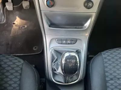 Sell Opel Astra Sports Tourer 2017 - 8900 EUR, 231400 km - AUTO.MOTO.pt