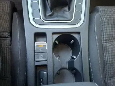 Sell Volkswagen Passat 2016 - 14500 EUR, 181600 km - AUTO.MOTO.pt