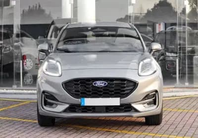Vendo Ford Puma 2024 - 23900 EUR, 18150 km - AUTO.MOTO.pt