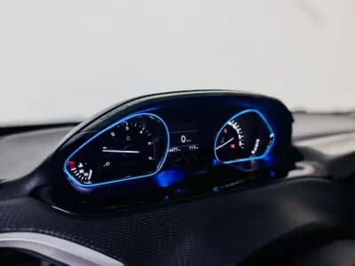 Sell Peugeot 2008 2013 - 9950 EUR, 134000 km - AUTO.MOTO.pt