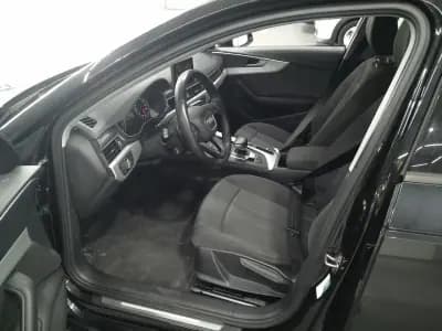 Vendo Audi A4 Avant 2019 - 24900 EUR, 91315 km - AUTO.MOTO.pt