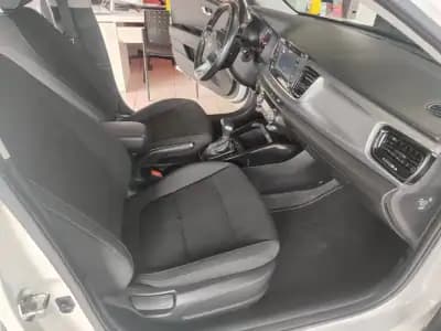 Sell Kia Rio 2018 - 14750 EUR, 46500 km - AUTO.MOTO.pt