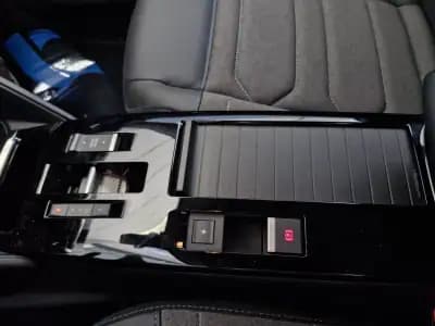 Sell Citroën e-C4 X 2024 - 31000 EUR, 11664 km - AUTO.MOTO.pt