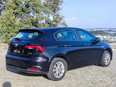 Sell Fiat Tipo 2019 - 9250 EUR, 125491 km - AUTO.MOTO.pt