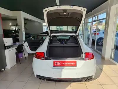 Vendo Audi TT Coupé 2009 - 21150 EUR, 115300 km - AUTO.MOTO.pt